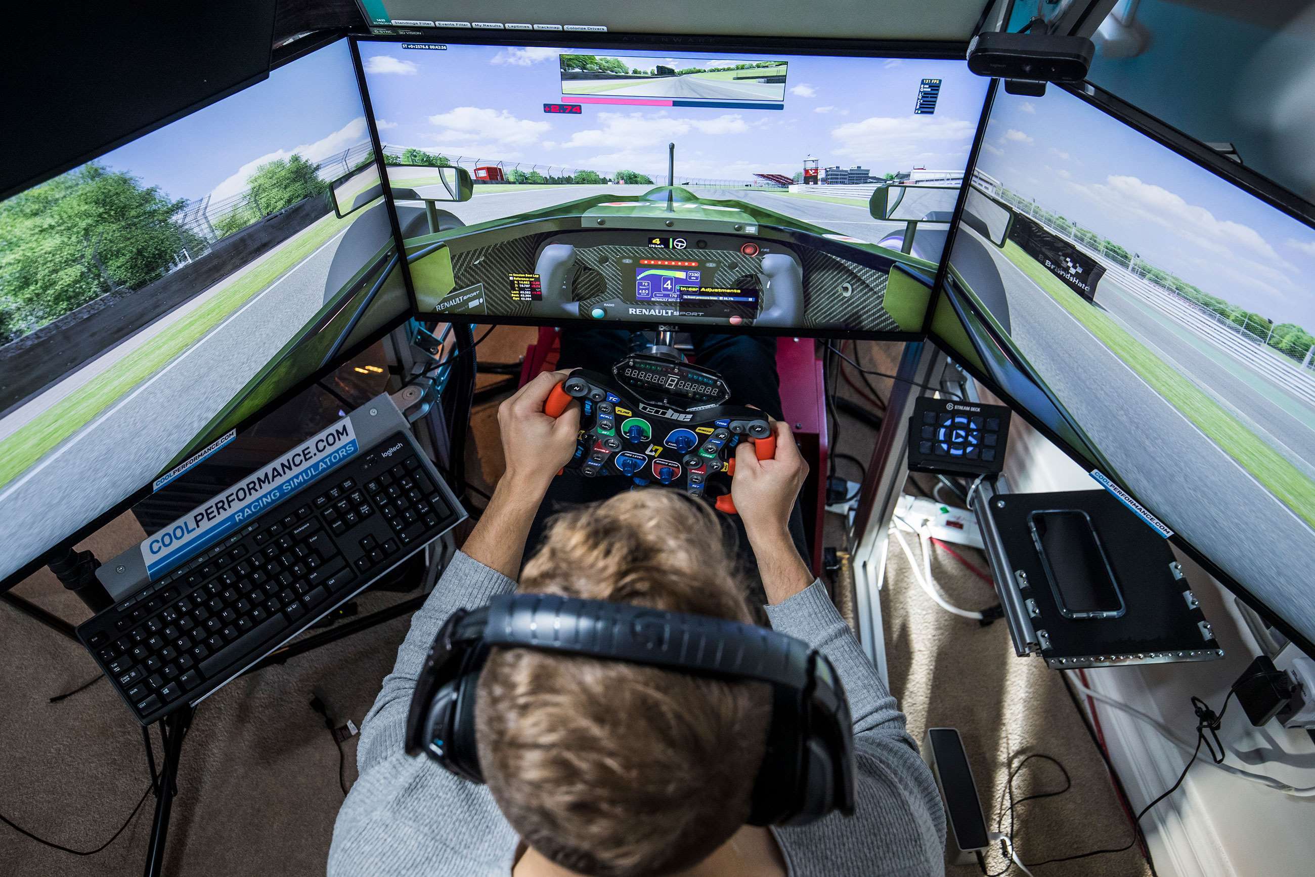 Premières techniques de pilotage : trajectoires, freinage, accélération